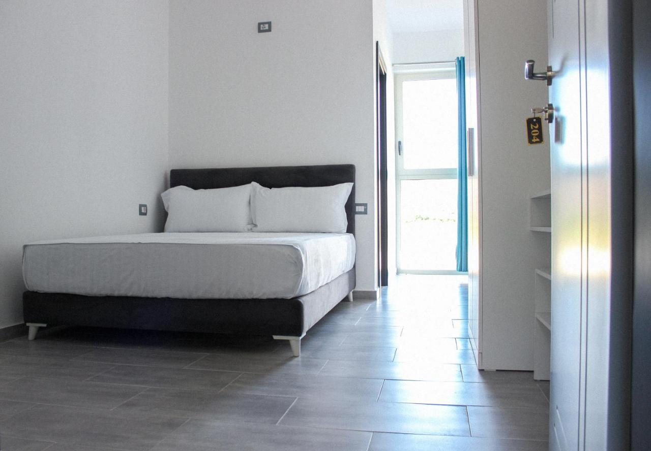 Lumnik - Hotel & Apartments Lezhe Phòng bức ảnh