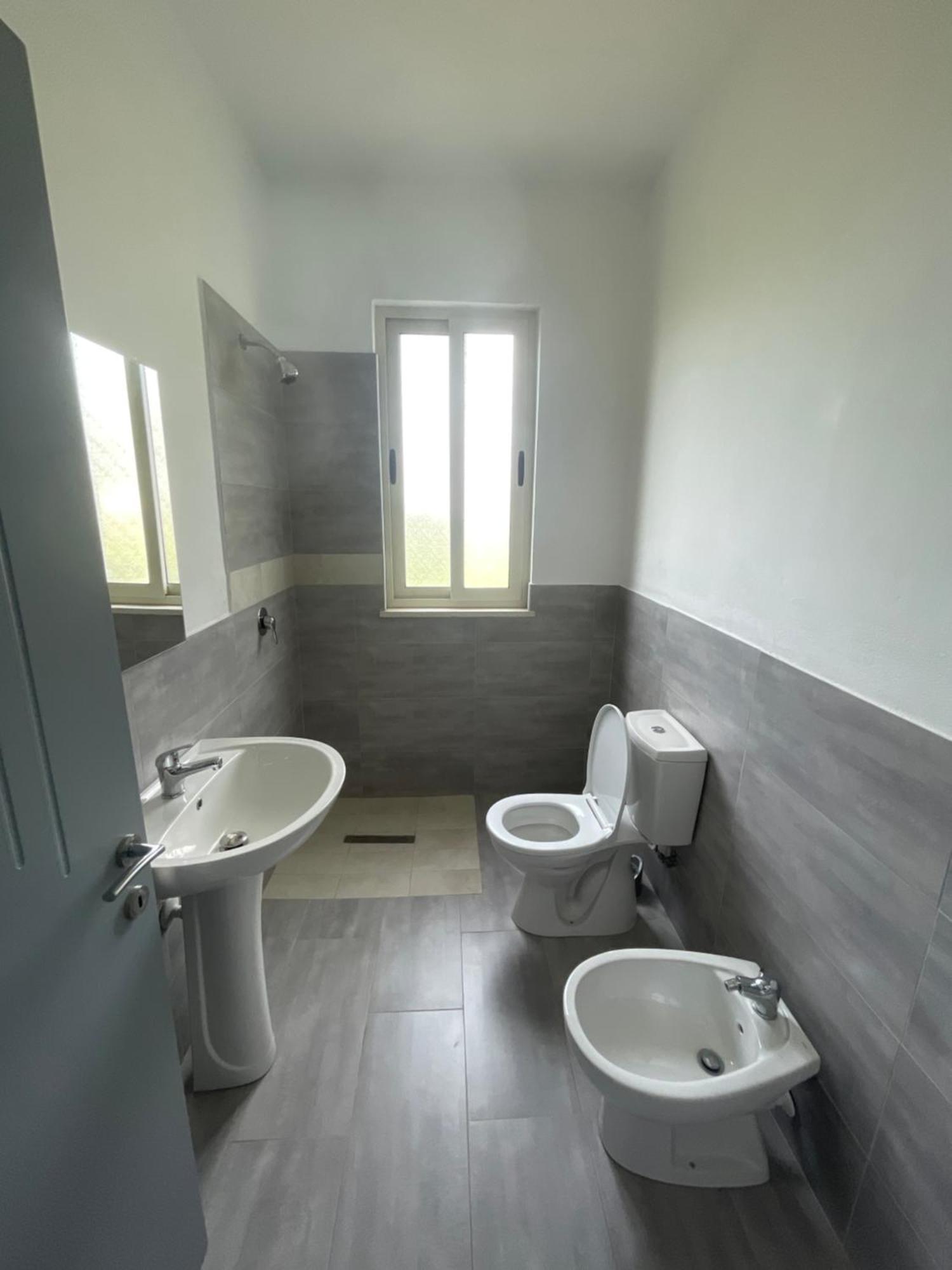 Lumnik - Hotel & Apartments Lezhe Ngoại thất bức ảnh